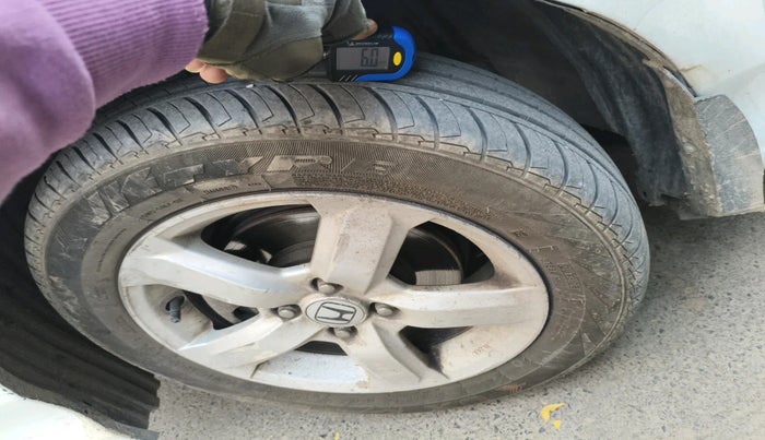 2011 Honda City 1.5L I-VTEC V MT, Petrol, Manual, 1,63,250 km, tyre