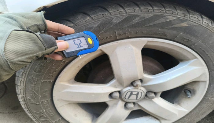 2011 Honda City 1.5L I-VTEC V MT, Petrol, Manual, 1,63,250 km, tyre