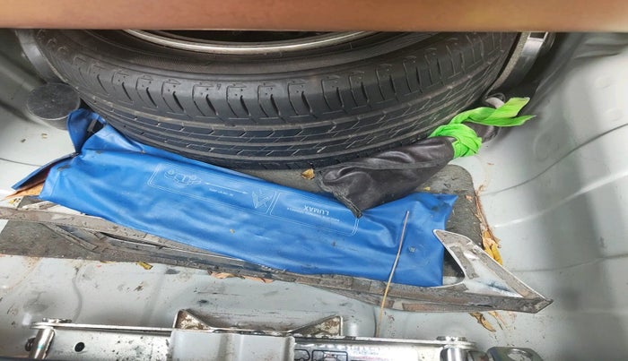 2021 Honda City 1.5L I-VTEC ZX, Petrol, Manual, 44,357 km, tyre