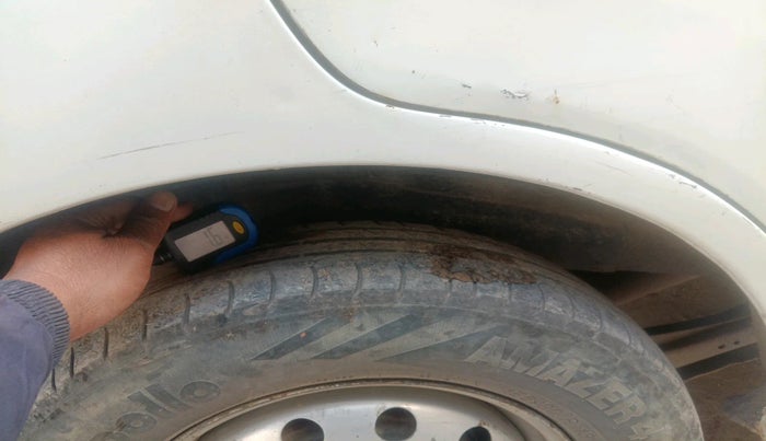 2012 Maruti Wagon R 1.0 LXI CNG, Petrol, Manual, 1,52,827 km, tyre