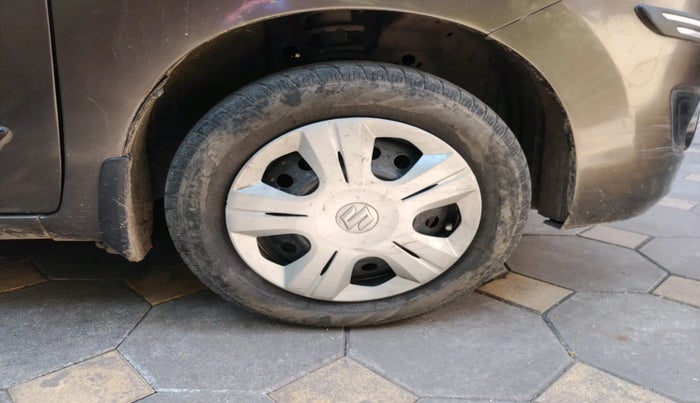 2013 Maruti Wagon R 1.0 LXI CNG (O), Petrol, Manual, 68,546 km, tyre