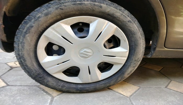 2013 Maruti Wagon R 1.0 LXI CNG (O), Petrol, Manual, 68,546 km, tyre