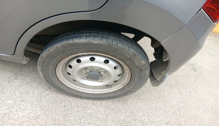 2011 Maruti Wagon R 1.0 LXI, Petrol, Manual, 68,363 km, tyre