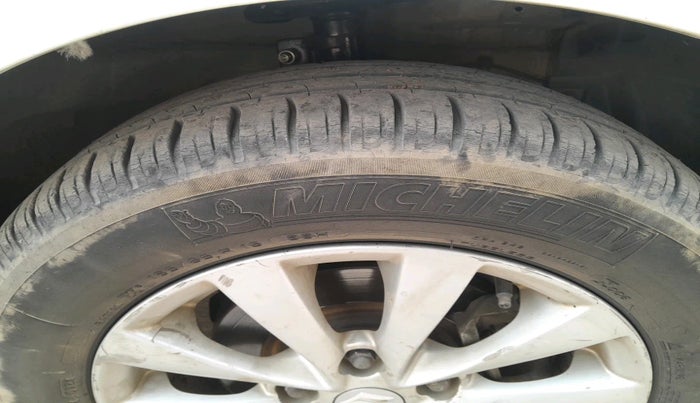 2012 Maruti Ertiga ZDI, Diesel, Manual, 1,82,085 km, tyre