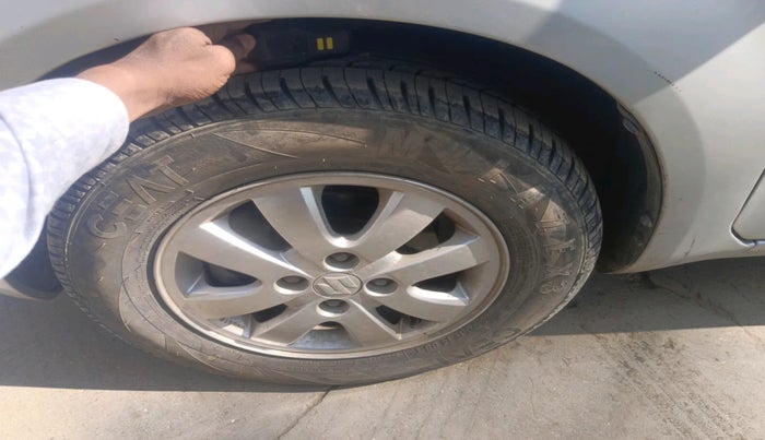 2011 Maruti Ritz ZXI, Petrol, Manual, 83,625 km, tyre