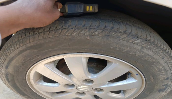 2011 Maruti Ritz ZXI, Petrol, Manual, 83,625 km, tyre