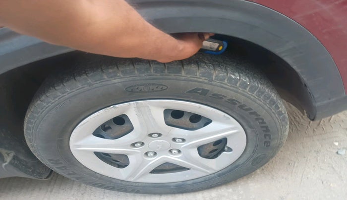 2021 KIA SELTOS HTK 1.5 PETROL, Petrol, Manual, 28,894 km, tyre