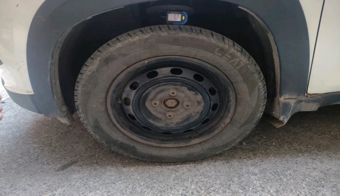 2018 Mahindra KUV 100 NXT K2+ P 6 STR, Petrol, Manual, 55,777 km, tyre