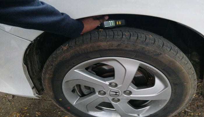 2015 Honda City 1.5L I-VTEC VX, Petrol, Manual, 37,070 km, tyre