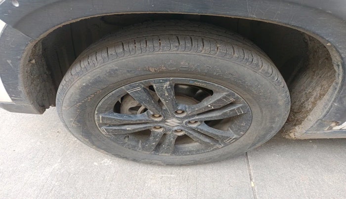 2018 Maruti Vitara Brezza ZDI, Diesel, Manual, 1,87,422 km, tyre