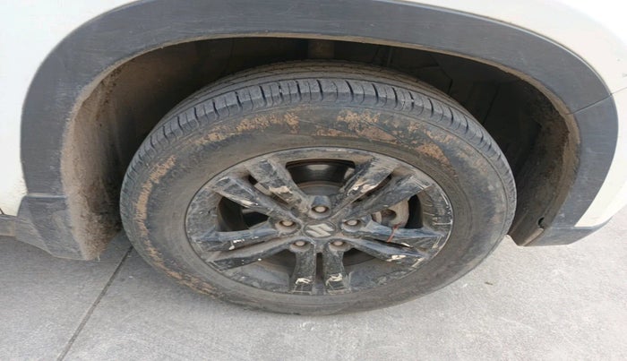 2018 Maruti Vitara Brezza ZDI, Diesel, Manual, 1,87,422 km, tyre