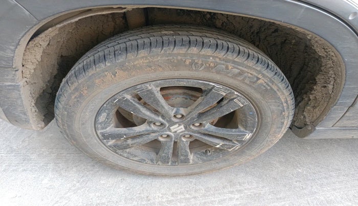 2018 Maruti Vitara Brezza ZDI, Diesel, Manual, 1,87,422 km, tyre