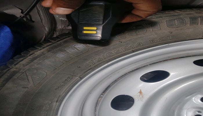 2017 Tata Tiago XZ PETROL, Petrol, Manual, 94,758 km, tyre