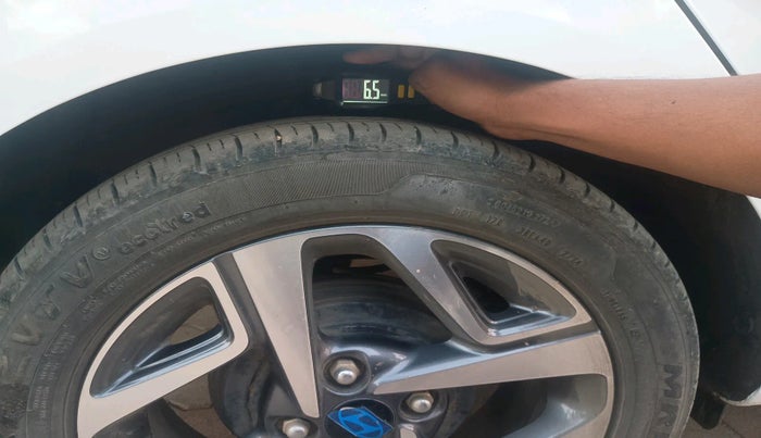 2024 Hyundai AURA SX 1.2 CNG, Petrol, Manual, 16,998 km, tyre