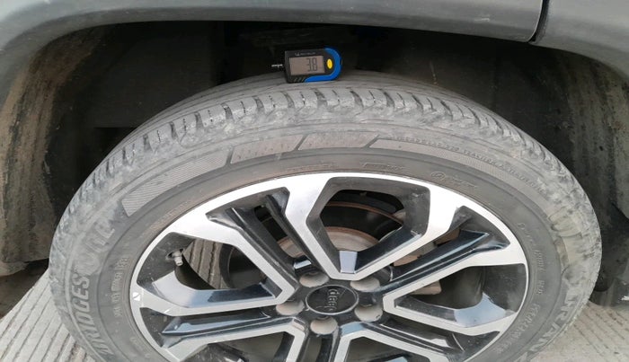 2022 Jeep Compass LIMITED (O) 2.0 DIESEL, Diesel, Manual, 69,714 km, tyre