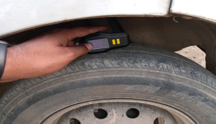 2010 Maruti Ritz LDI, Diesel, Manual, 1,00,009 km, tyre