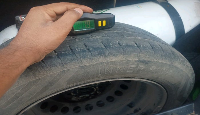 2023 Toyota Glanza S E-CNG, Petrol, Manual, 72,627 km, tyre