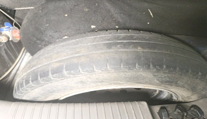 2011 Hyundai i10 MAGNA 1.2, Petrol, Manual, 93,671 km, tyre