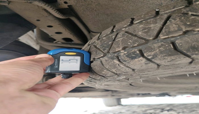 2024 Tata NEXON Fearless Plus (PS) 1.2 iCNG 6MT Dual Tone, Petrol, Manual, 9,316 km, tyre