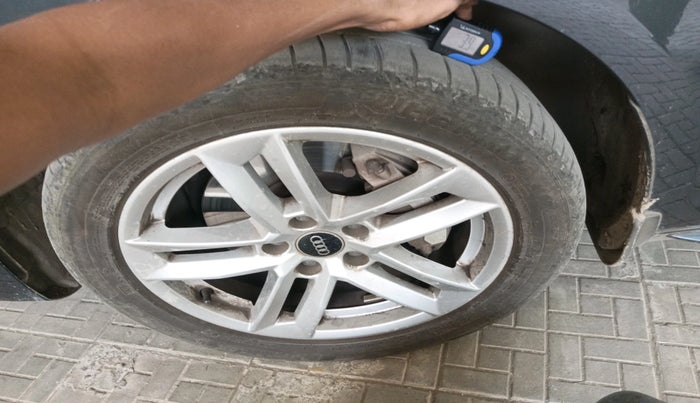 2024 Audi A4 40 TFSI Technology, Petrol, Automatic, 7,915 km, tyre