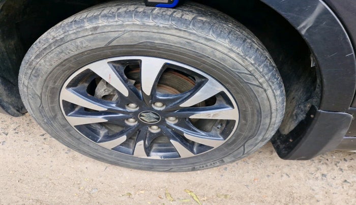 2019 Maruti S Cross DELTA 1.3, Diesel, Manual, 1,16,752 km, tyre