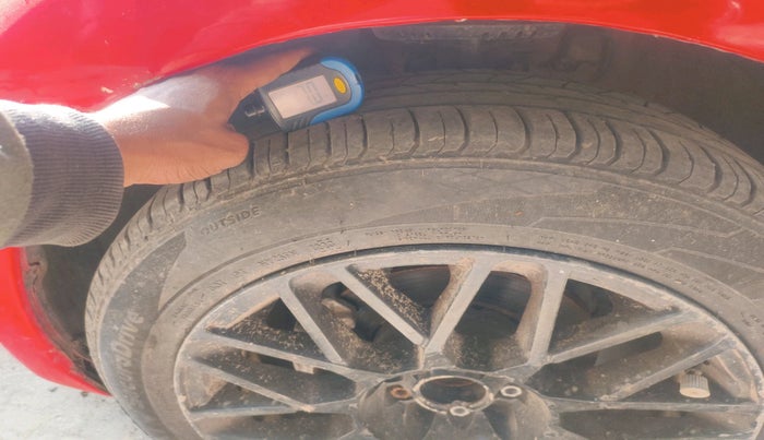 2013 Volkswagen Polo COMFORTLINE 1.2L PETROL, Petrol, Manual, 78,813 km, tyre