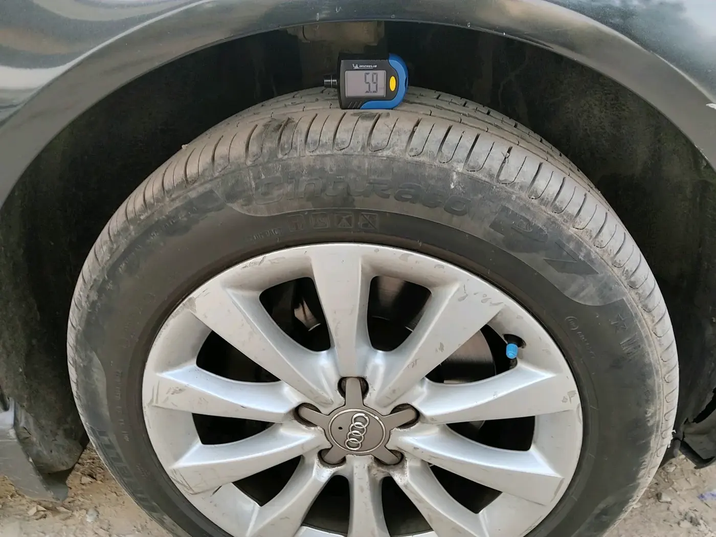 2011 Audi A6 2.8 FSI, Petrol, Automatic, 1,15,711 km, tyre
