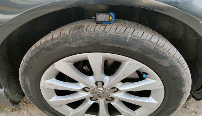 2011 Audi A6 2.8 FSI, Petrol, Automatic, 1,15,711 km, tyre