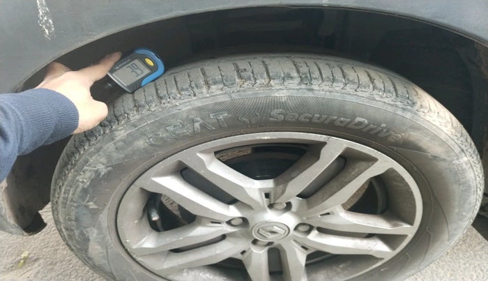 2022 Renault TRIBER RXZ AMT, Petrol, Automatic, 39,078 km, tyre