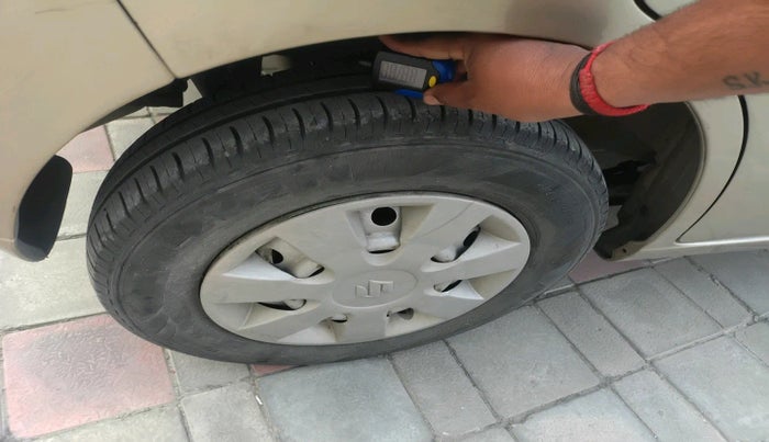 2013 Maruti Wagon R 1.0 LXI, Petrol, Manual, 83,254 km, tyre