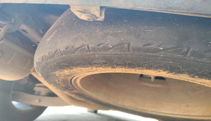 2011 Mahindra XUV500 W8, Diesel, Manual, 2,09,373 km, tyre