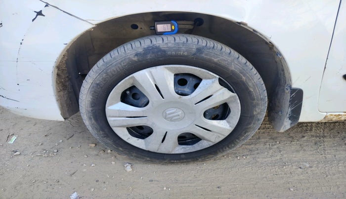 2014 Maruti Wagon R 1.0 VXI, Petrol, Manual, 91,742 km, tyre