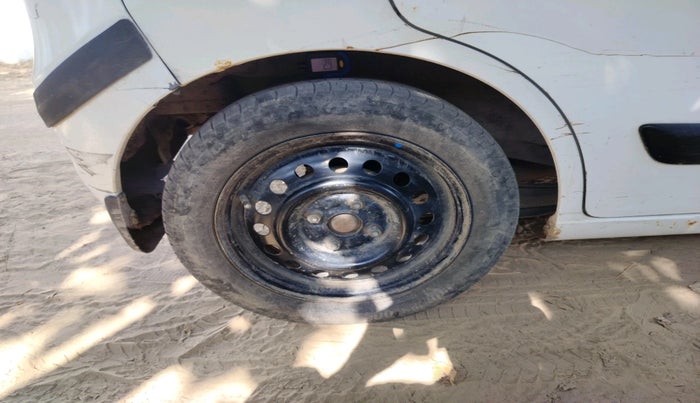 2014 Maruti Wagon R 1.0 VXI, Petrol, Manual, 91,742 km, tyre