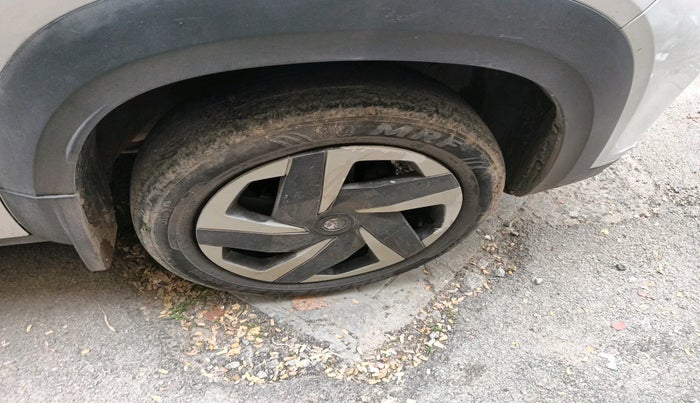 2022 Renault Kiger RXT 1.0 TURBO MT, Petrol, Manual, 53,594 km, tyre