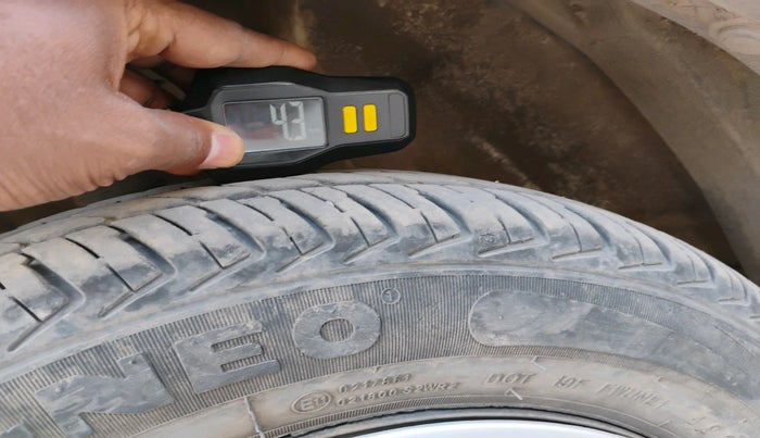 2023 Maruti Alto K10 VXI AMT, Petrol, Automatic, 31,298 km, tyre