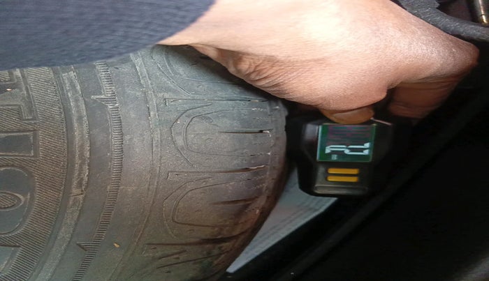 2017 Jeep Compass LONGITUDE (O) 2.0 DIESEL, Diesel, Manual, 97,186 km, tyre