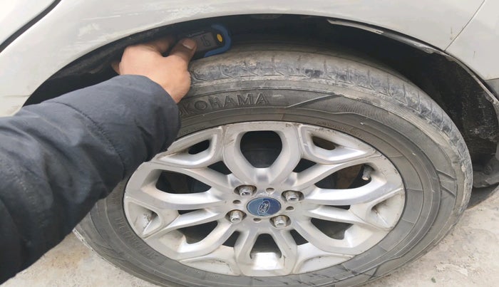 2013 Ford Ecosport TITANIUM 1.0L ECOBOOST, Petrol, Manual, 93,725 km, tyre