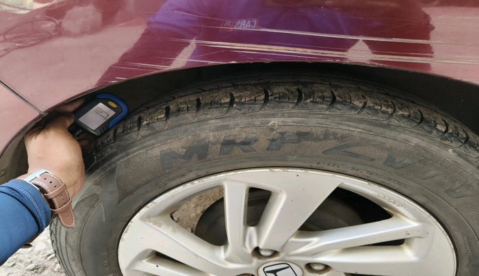 2015 Honda Jazz 1.2L I-VTEC V, Petrol, Manual, 68,277 km, tyre