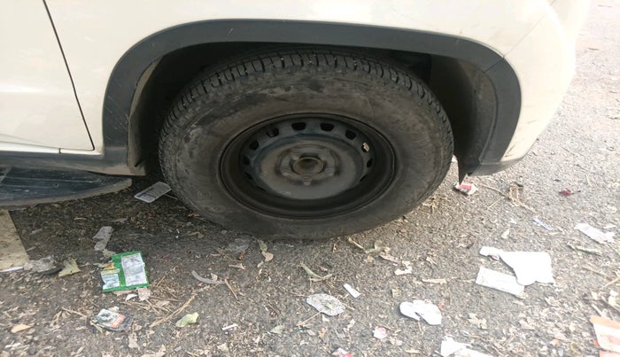 2023 Mahindra BOLERO NEO N 8, Diesel, Manual, 30,507 km, tyre