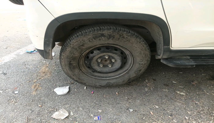 2023 Mahindra BOLERO NEO N 8, Diesel, Manual, 30,507 km, tyre