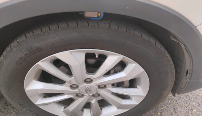 2019 Mahindra XUV300 W8 1.5 DIESEL AMT, Diesel, Automatic, 72,918 km, tyre