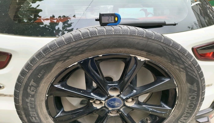 2019 Ford Ecosport TITANIUM 1.5L PETROL, Petrol, Manual, 1,07,251 km, tyre