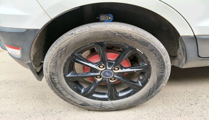 2019 Ford Ecosport TITANIUM 1.5L PETROL, Petrol, Manual, 1,07,251 km, tyre