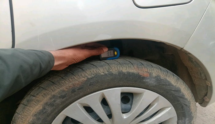 2014 Maruti Ertiga VXI, Petrol, Manual, 58,562 km, tyre