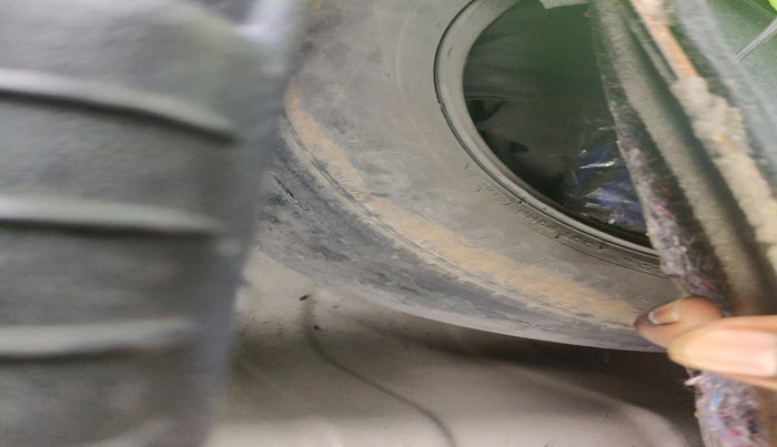 2014 Hyundai i20 MAGNA 1.4 CRDI, Diesel, Manual, 19,185 km, tyre