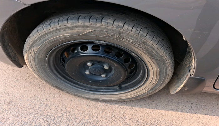 2021 Maruti Baleno DELTA PETROL 1.2, Petrol, Manual, 81,819 km, tyre