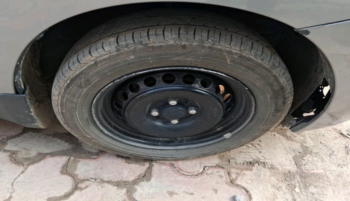 2021 Maruti Baleno DELTA PETROL 1.2, Petrol, Manual, 81,819 km, tyre