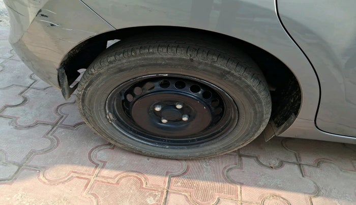 2021 Maruti Baleno DELTA PETROL 1.2, Petrol, Manual, 81,819 km, tyre