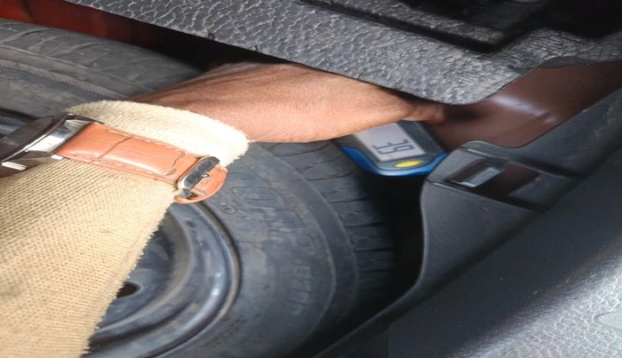 2018 Maruti Wagon R 1.0 VXI, Petrol, Manual, 69,884 km, tyre