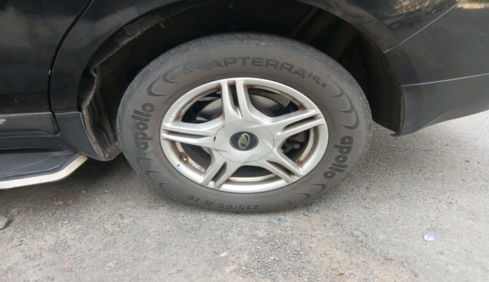 2018 Mahindra MARAZZO M6 7 STR, Diesel, Manual, 62,968 km, tyre